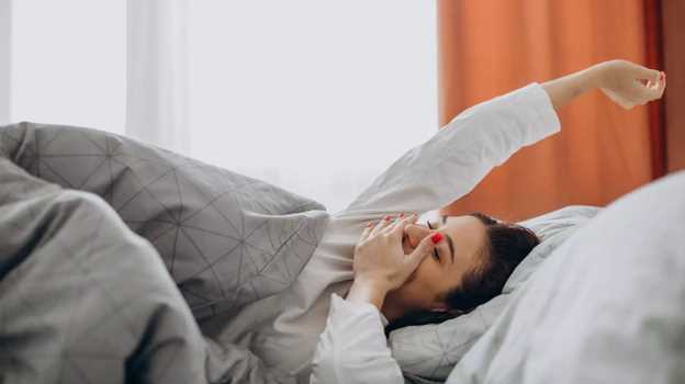 Значения сна про аплодирование для разных сонников